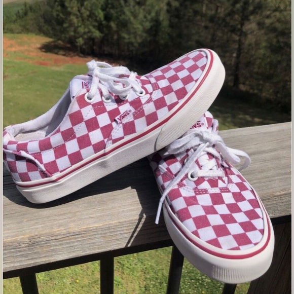 Vans Shoes - VANS Checker Board Lace Up Low Top Sneakers Womens size 9